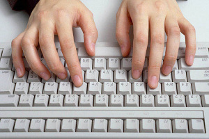 深爪を自分で治す方法　指の使い方